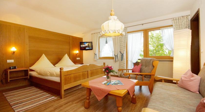 Gaestehaus Schuler Riezlern Oda fotoğraf